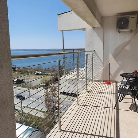 Apartamento Silvester Năvodari